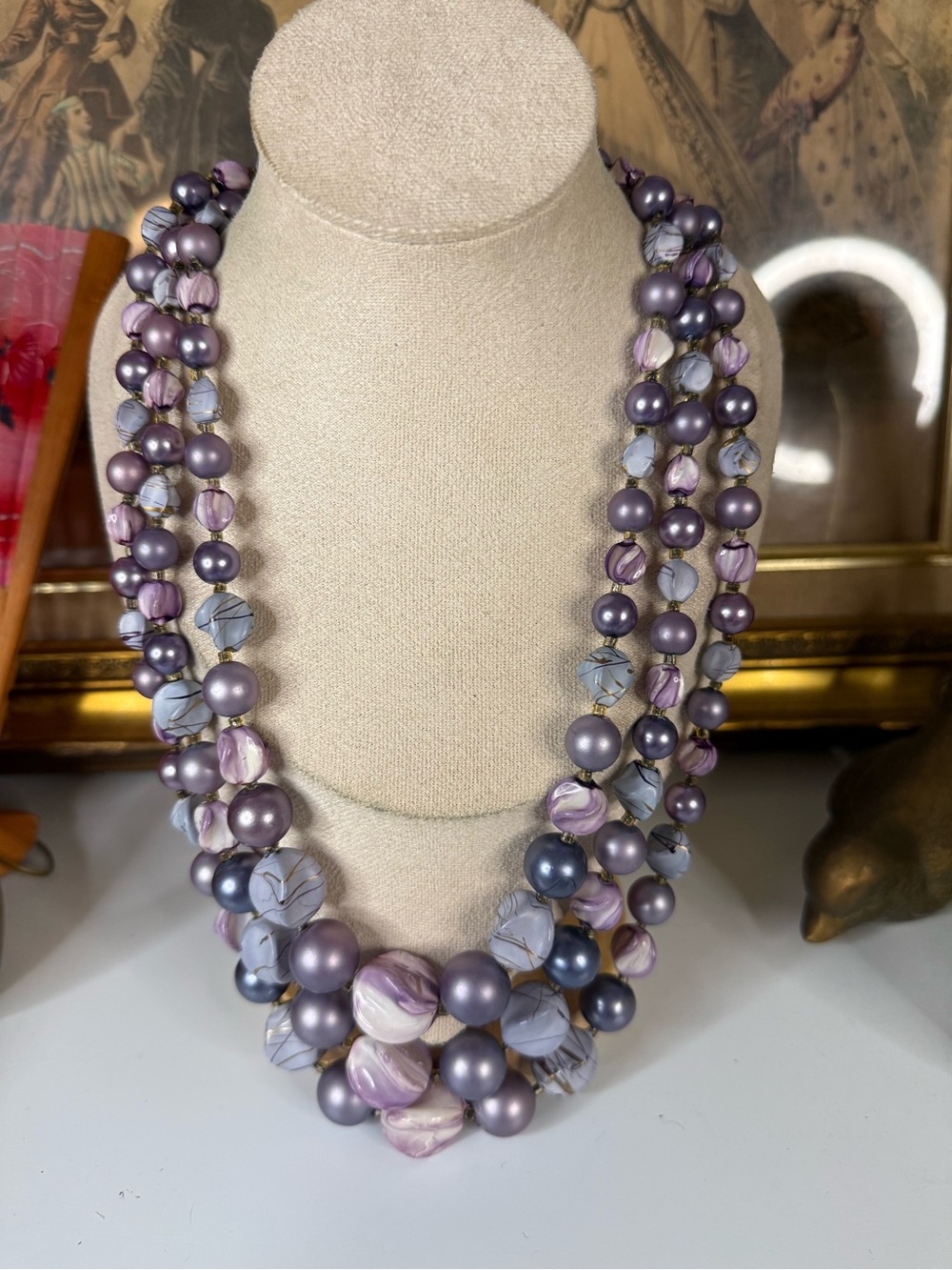 Vintage 3 Strand Lavender Marbled Lucite Bead Statement Necklace 28”